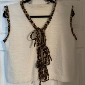 Leopard Trimmed Knitted White Waistcoat Sweater Vest Bows Women’s Size Medium